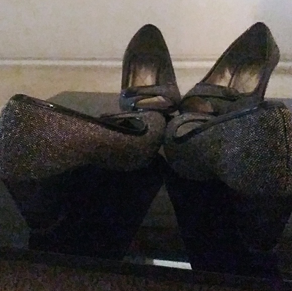 Naturalizer Tweed 7M Peep Toe Heels - Picture 8 of 8